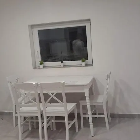 Horvath Apartman Apartment